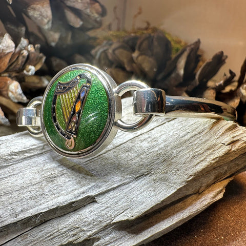 Load image into Gallery viewer, Celtic Harp Bracelet, Celtic Jewelry, Irish Jewelry, Bangle Bracelet, Scotland Jewelry, Ireland Jewelry, Wife Gift, Irish Harp Bangle
