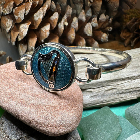 Load image into Gallery viewer, Celtic Harp Bracelet, Celtic Jewelry, Irish Jewelry, Bangle Bracelet, Scotland Jewelry, Ireland Jewelry, Wife Gift, Irish Harp Bangle
