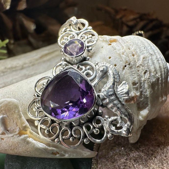 Seahorse Necklace, Sea Life Pendant, Naurical Jewelry, Nautical Jewelry, Mom Gift, Anniversary Gift, Beach Lover Gift, Ocean Jewelry