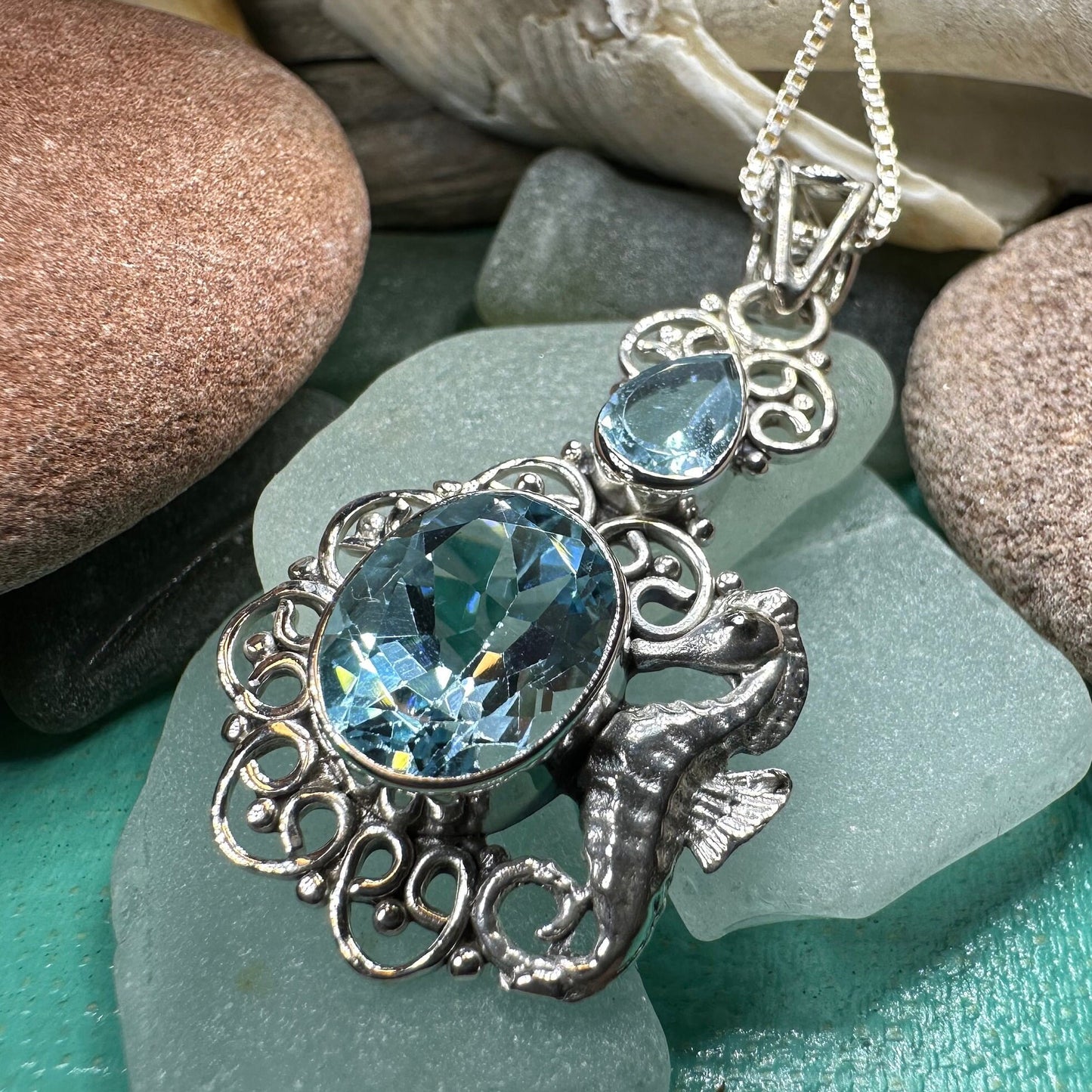 Seahorse Necklace, Sea Life Pendant, Naurical Jewelry, Nautical Jewelry, Mom Gift, Anniversary Gift, Beach Lover Gift, Ocean Jewelry