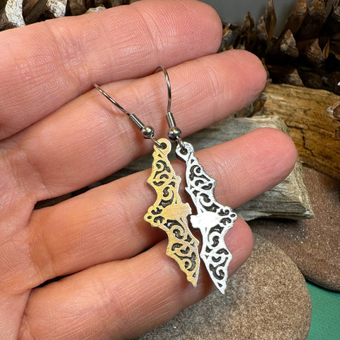 Load image into Gallery viewer, Gothic Bat Earrings, Celtic Jewelry, Pewter Bat Earrings, Victorian Earrings, Friendship Gift, Halloween Gift, Witch Jewelry, EA Poe Gift
