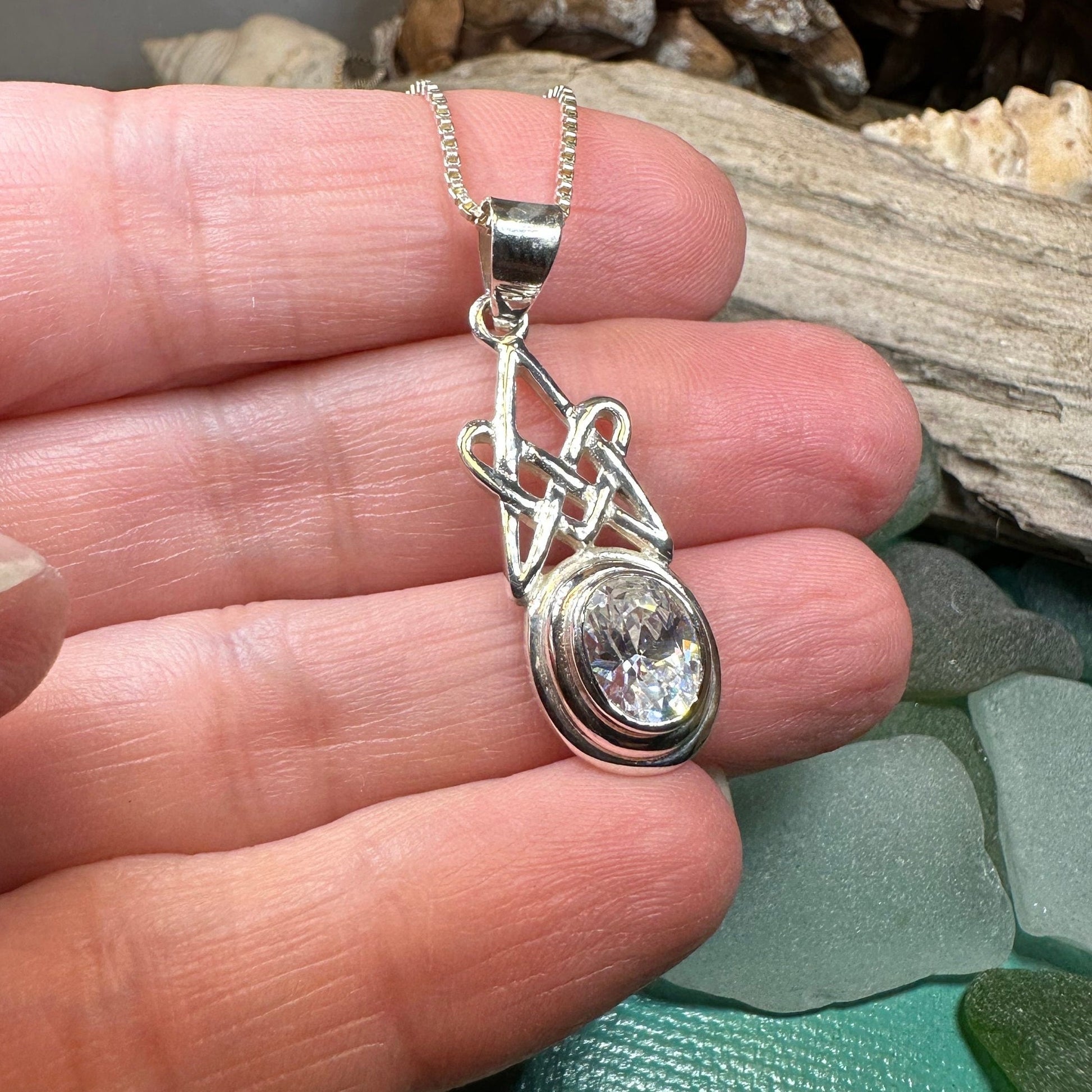 Celtic Knot Necklace, Scottish Jewelry, Ladies Celtic Pendant, Irish Necklace, Irish Jewelry, Anniversary Gift, Scotland Jewelry, Wife Gift