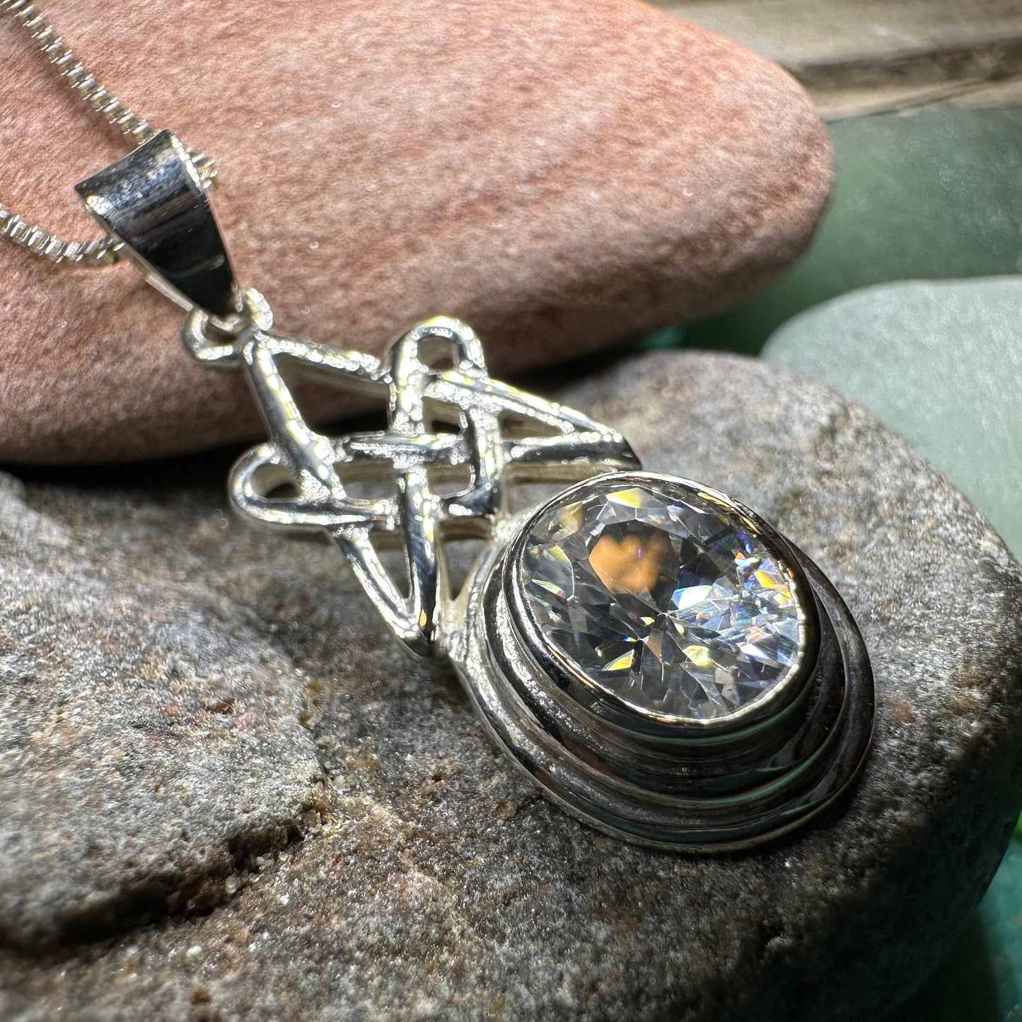Celtic Knot Necklace, Scottish Jewelry, Ladies Celtic Pendant, Irish Necklace, Irish Jewelry, Anniversary Gift, Scotland Jewelry, Wife Gift