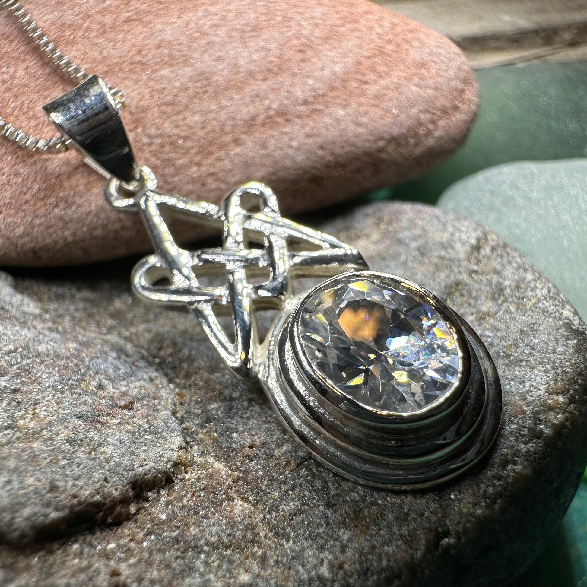Celtic Knot Necklace, Scottish Jewelry, Ladies Celtic Pendant, Irish Necklace, Irish Jewelry, Anniversary Gift, Scotland Jewelry, Wife Gift