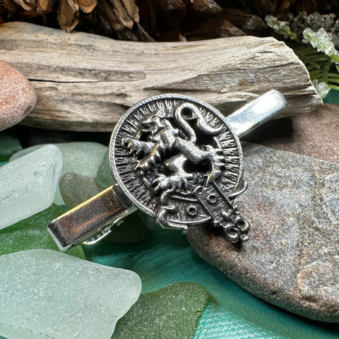 Load image into Gallery viewer, Lion Tie Bar, Men's Celtic Jewelry, Scottish Gift for Him, Dad Gift, Graduation Gift, Scotland Gift, Man's Gift, Celtic Tie Clip, Groom Gift
