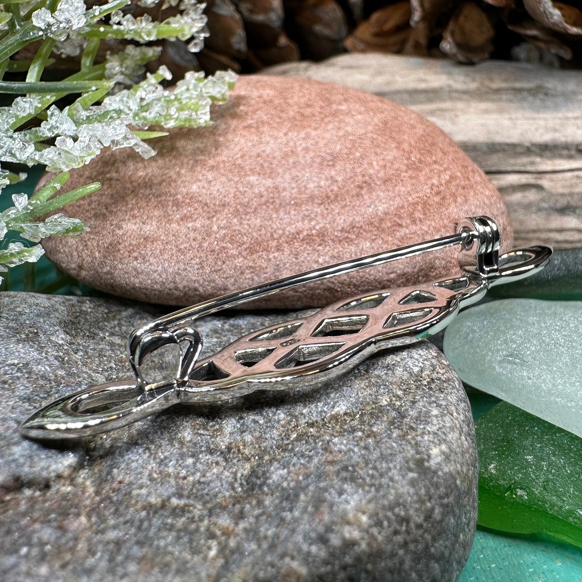 Celtic Knot Brooch, Celtic Pin, Silver Irish Pin, Scottish Celtic Jewelry, Scotland Jewelry, Bridal Jewelry, Anniversary Gift, Mom Gift