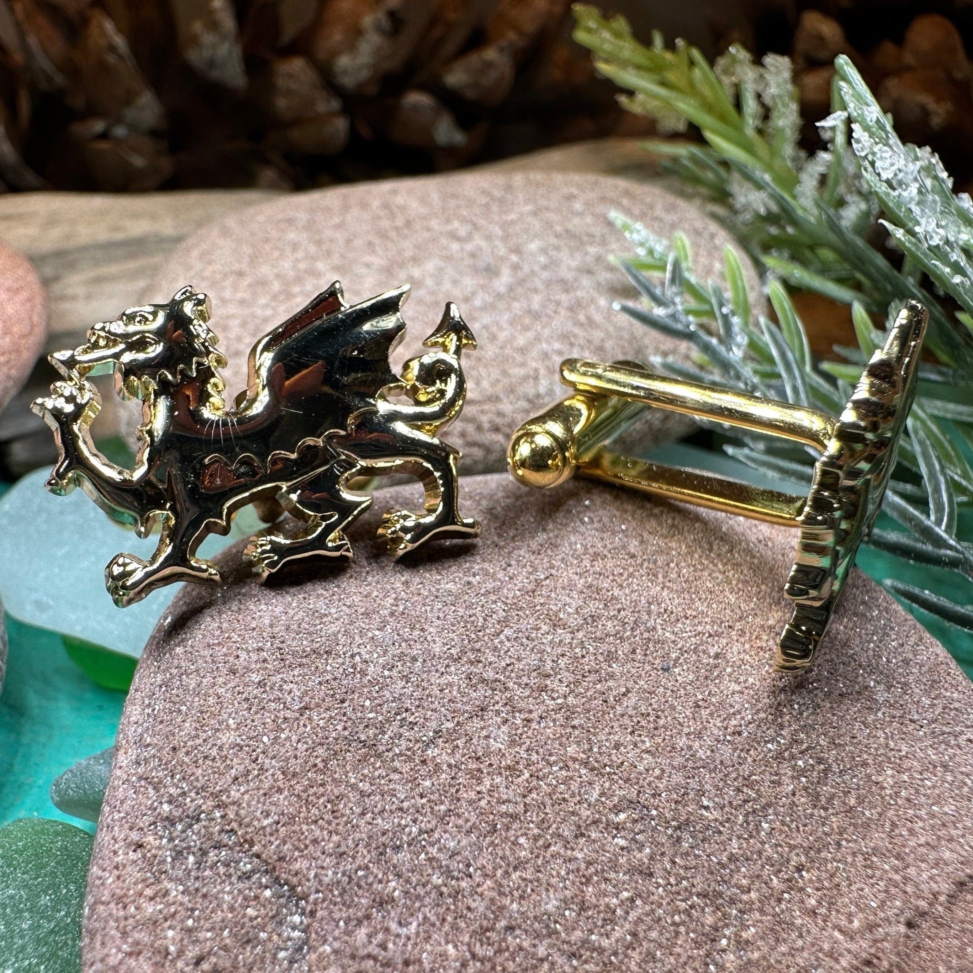 Welsh Dragon Cuff Links, Dragon Jewelry, Animal Jewelry, Wales Jewelry, Celtic Jewelry, Welsh Groom Gift, Best Man Gift, Anniversary Gift