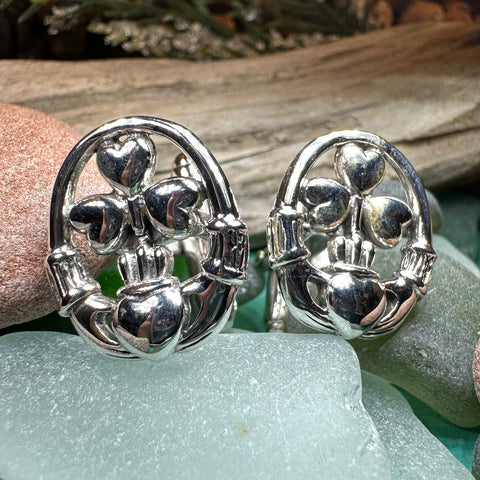 Load image into Gallery viewer, Claddagh Cuff Links, Irish Jewelry, Mens Celtic Jewelry, Silver Gift for Him, Dad Gift, Groom Gift, Dad Gift, Graduation Gift, Shamrock Gift
