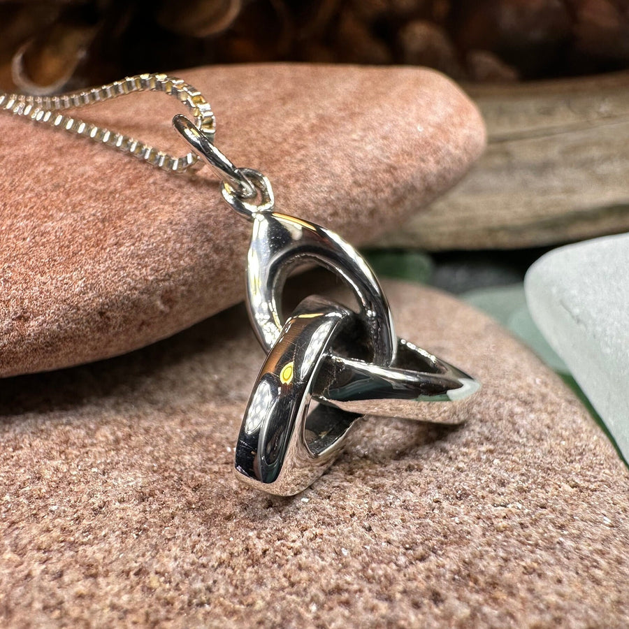 Trinity Knot Necklace, Celtic Necklace, Irish Pendant, Scottish Necklace, Mom Gift, Anniversary Gift, Celtic Knot Jewelry, Triquetra Pendant