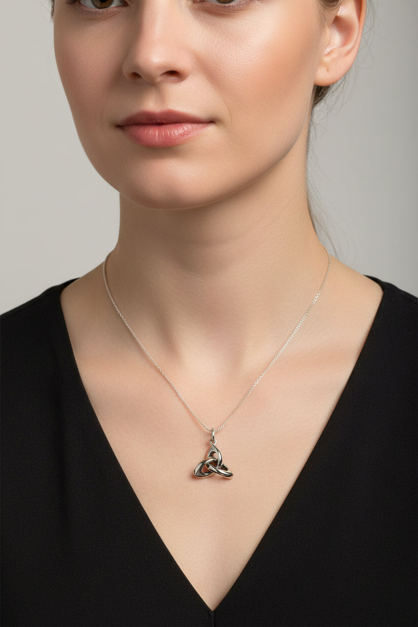 Trinity Knot Necklace, Celtic Necklace, Irish Pendant, Scottish Necklace, Mom Gift, Anniversary Gift, Celtic Knot Jewelry, Triquetra Pendant