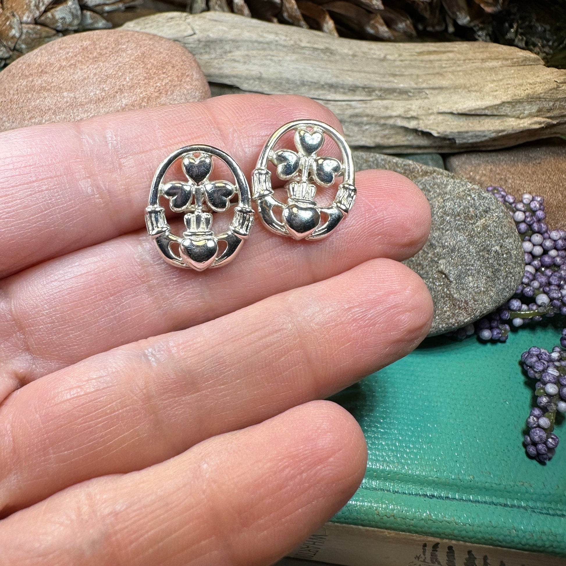 Claddagh Cuff Links, Irish Jewelry, Mens Celtic Jewelry, Silver Gift for Him, Dad Gift, Groom Gift, Dad Gift, Graduation Gift, Shamrock Gift