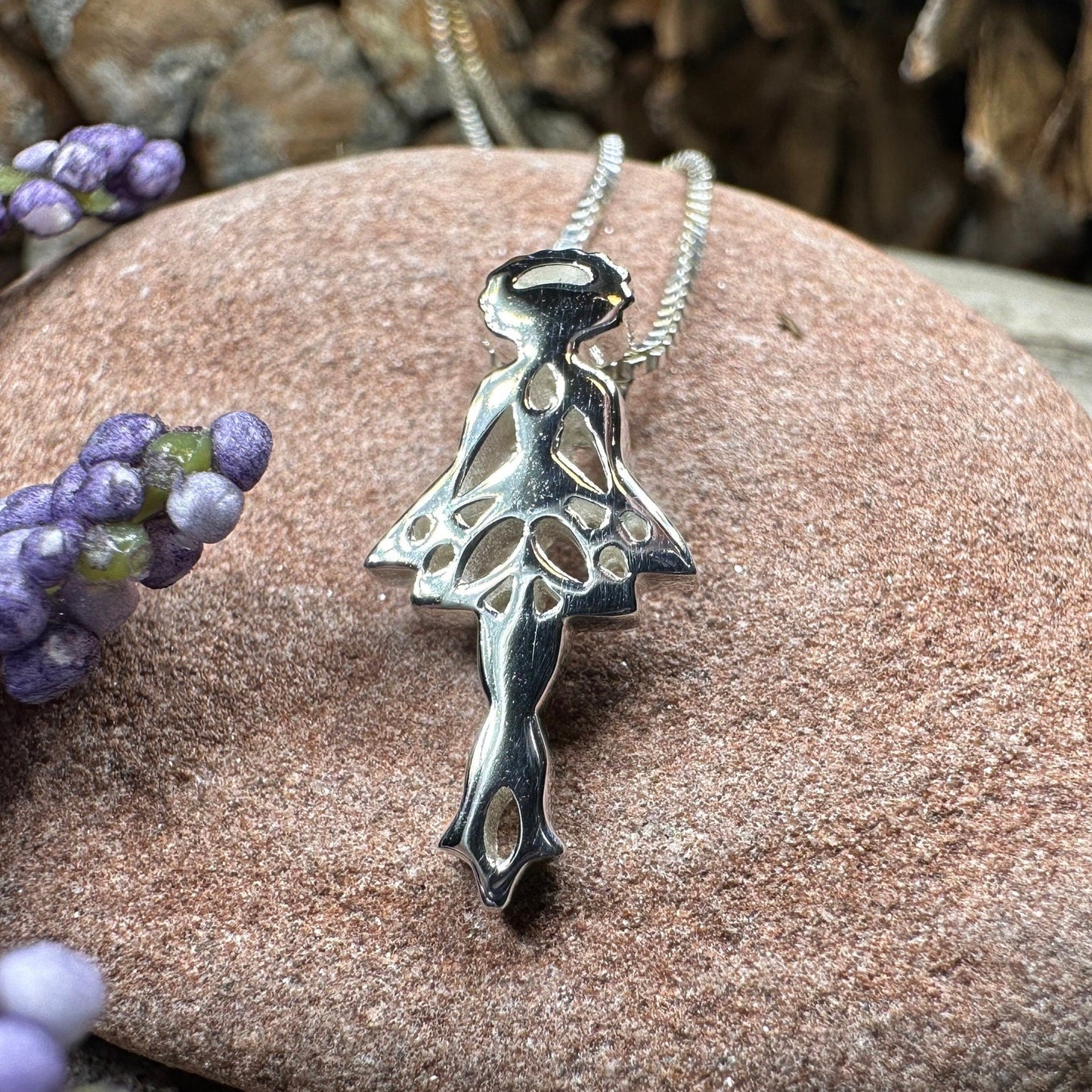Emorie Irish Dancer Necklace — view 8