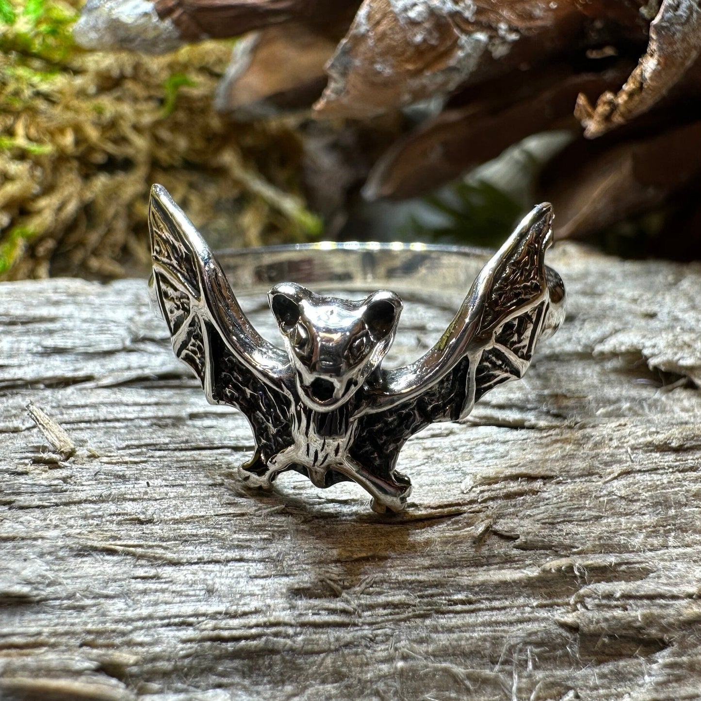 Gothic Bat Ring, Vampire Bat, Realistic Bat Jewelry, Pagan Ring, Halloween Gift, Witch Jewelry, Animal Jewelry, Unique Ring, EA Poe Gift