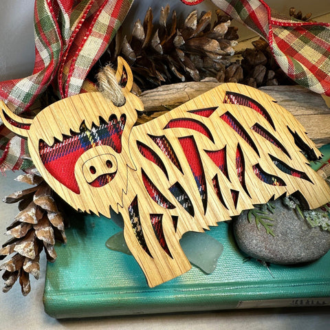 Load image into Gallery viewer, Highland Cow Ornament, Christmas Ornament, Scotland Gift, Scottish Cow, Tartan Gift, Christmas Tree Ornament, Holiday Gift, Oak Wood Plaque

