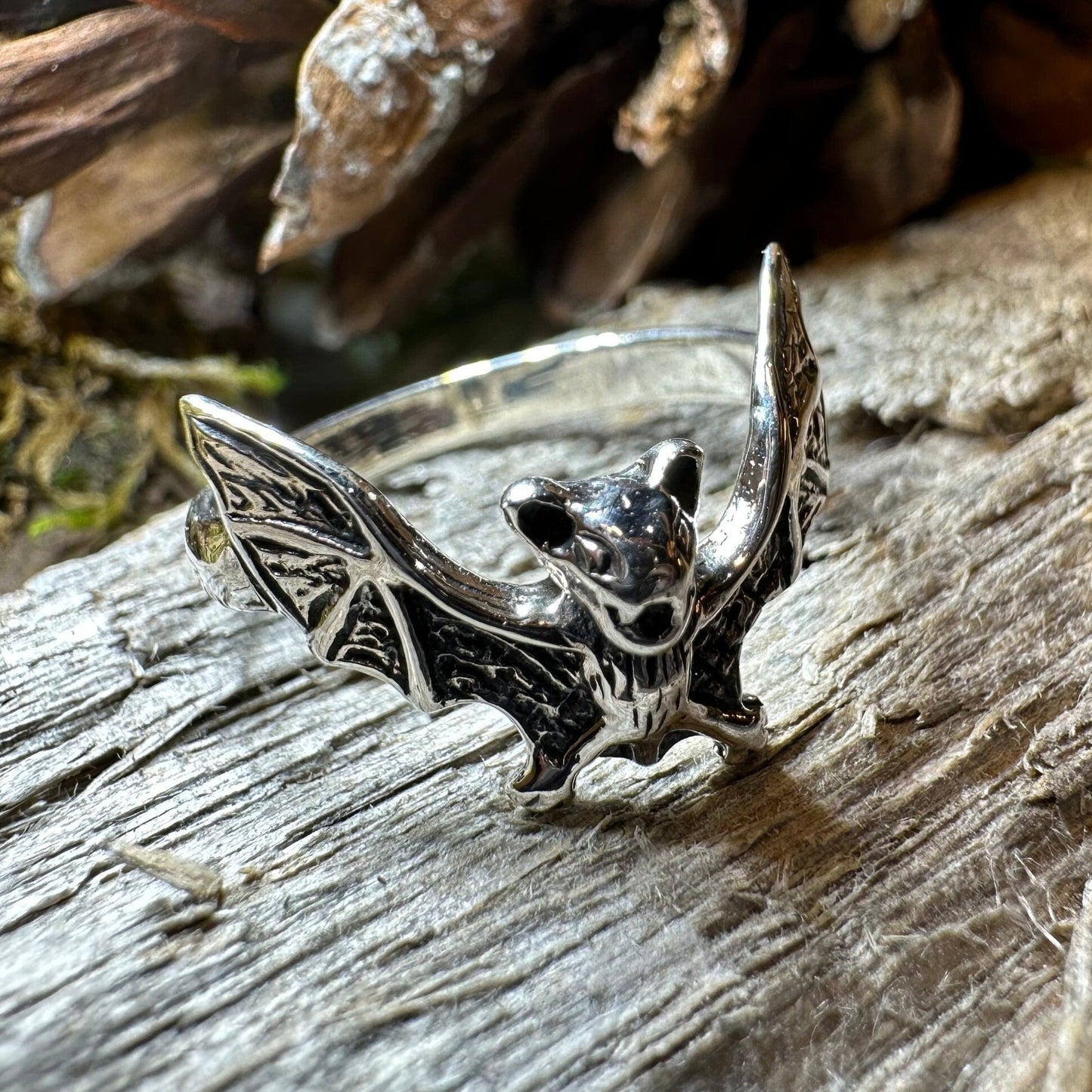 Gothic Bat Ring, Vampire Bat, Realistic Bat Jewelry, Pagan Ring, Halloween Gift, Witch Jewelry, Animal Jewelry, Unique Ring, EA Poe Gift