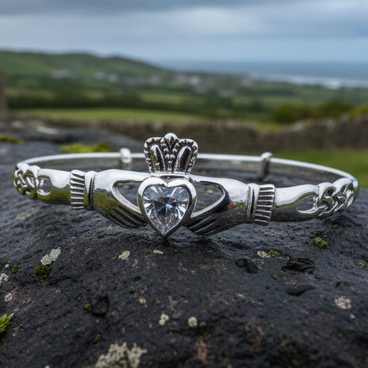 Claddagh Bracelet, Celtic Jewelry, Irish Jewelry, Ireland Gift, Bride Jewelry, Bangle Bracelet, Girlfriend Gift, Wife Gift, Anniversary Gift