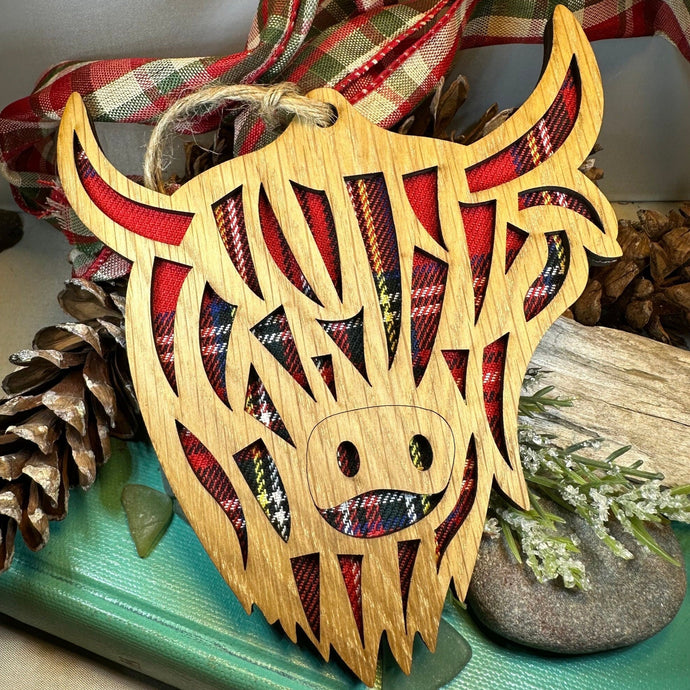 Highland Cow Ornament, Christmas Ornament, Scotland Gift, Scottish Cow, Tartan Gift, Christmas Tree Ornament, Holiday Gift, Oak Wood Plaque