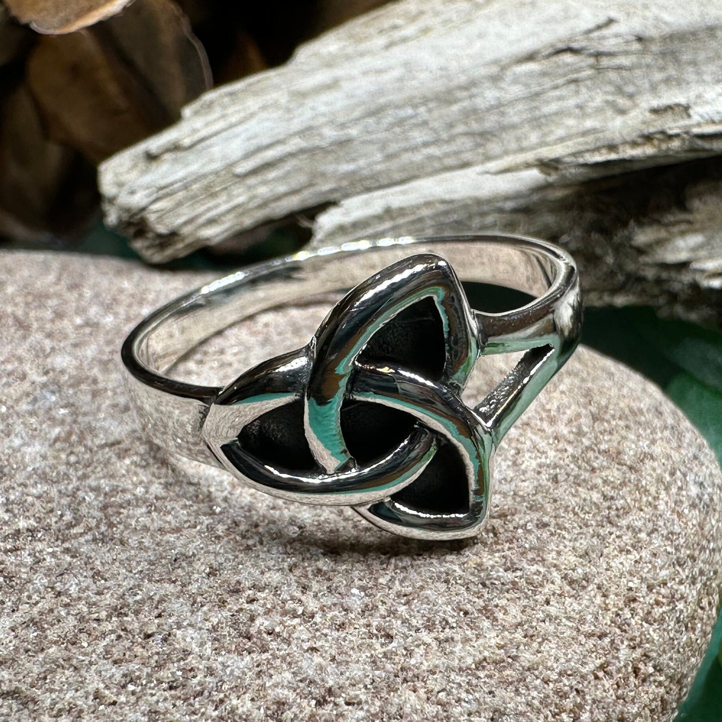 Trinity Knot Ring, Celtic Jewelry, Irish Jewelry, Celtic Knot Jewelry, Irish Ring, Irish Dance Gift, Anniversary Gift, Pagan Jewelry, Wiccan