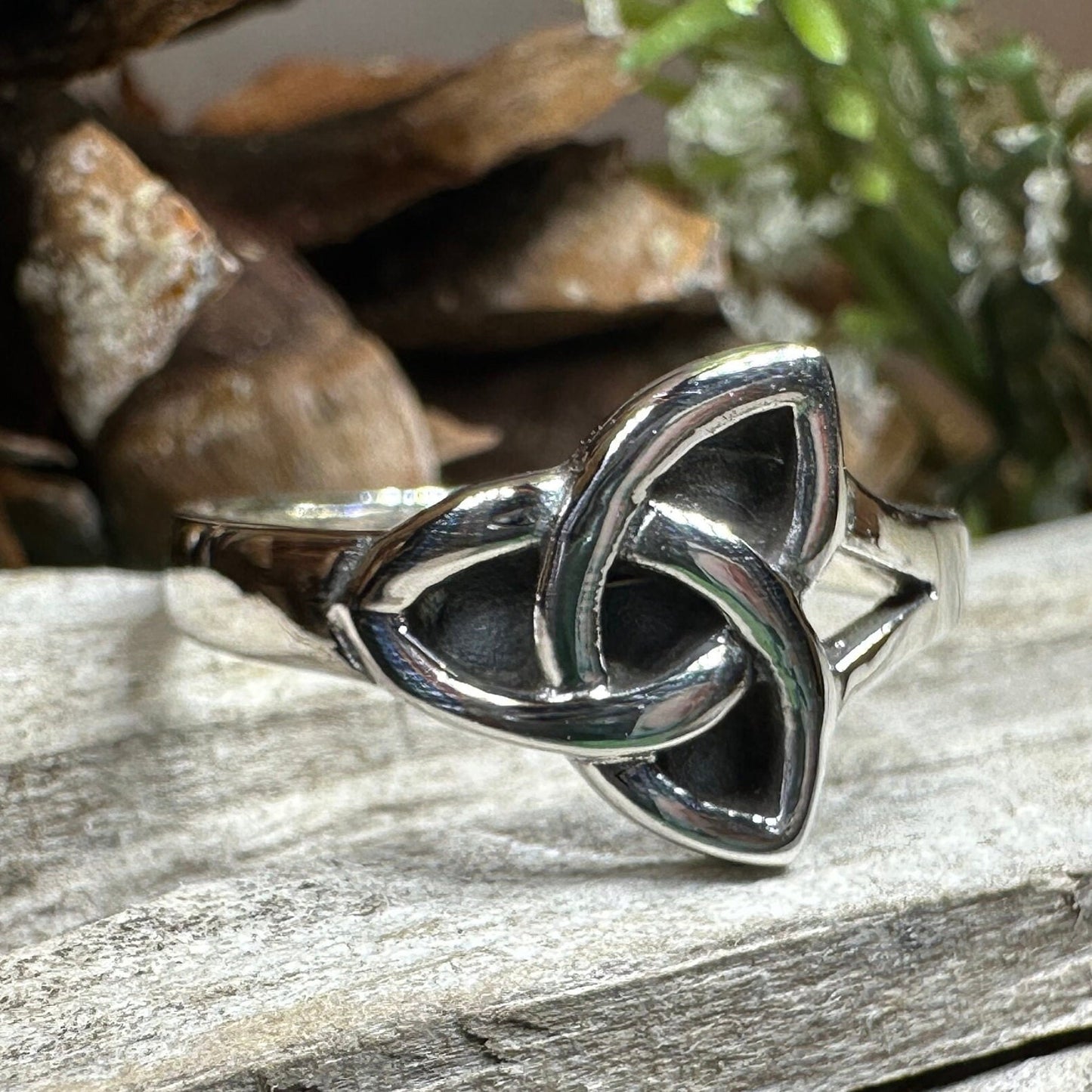 Trinity Knot Ring, Celtic Jewelry, Irish Jewelry, Celtic Knot Jewelry, Irish Ring, Irish Dance Gift, Anniversary Gift, Pagan Jewelry, Wiccan