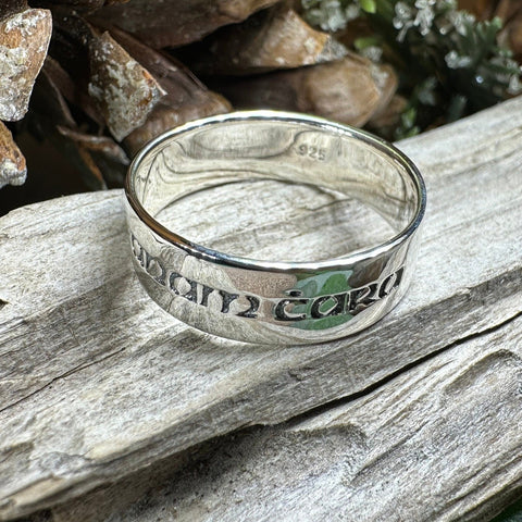 Load image into Gallery viewer, Celtic Ring, Irish Gaelic Ring, Soulmate Ring, Ireland Ring, Irish Ring, Promise Ring, Anniversary Gift, Silver Wedding Band, Mo Anam Cara
