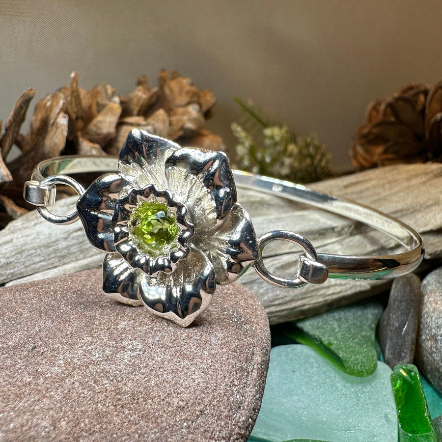 Daffodil Bracelet, Celtic Jewelry, Wales Jewelry, Flower Jewelry, Welsh Bangle Bracelet, Nature Gift, Daffodil Jewelry, Mom Gift, Wife Gift