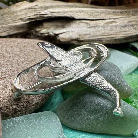 Load image into Gallery viewer, Salmon of Knowledge Brooch, Celtic Jewelry, Irish Pin, Gift for Fishing Lover, Anniversary Gift, Nature Jewelry, Realistic Fish Pin, Artisan
