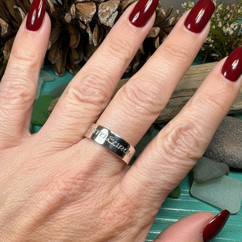 Load image into Gallery viewer, Celtic Ring, Irish Gaelic Ring, Soulmate Ring, Ireland Ring, Irish Ring, Promise Ring, Anniversary Gift, Silver Wedding Band, Mo Anam Cara
