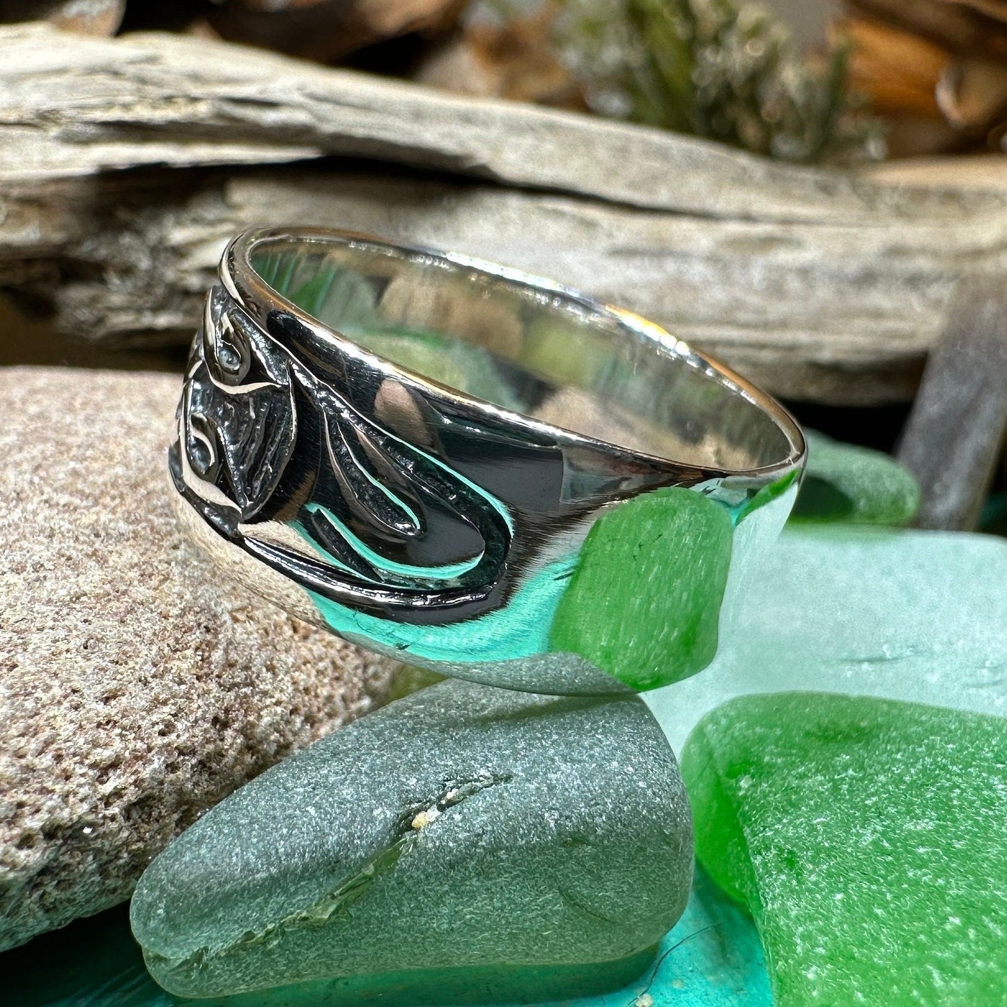 Terrwyn Celtic Raven Ring — view 9
