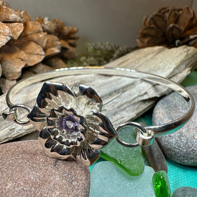 Daffodil Bracelet, Celtic Jewelry, Wales Jewelry, Flower Jewelry, Welsh Bangle Bracelet, Nature Gift, Daffodil Jewelry, Mom Gift, Wife Gift