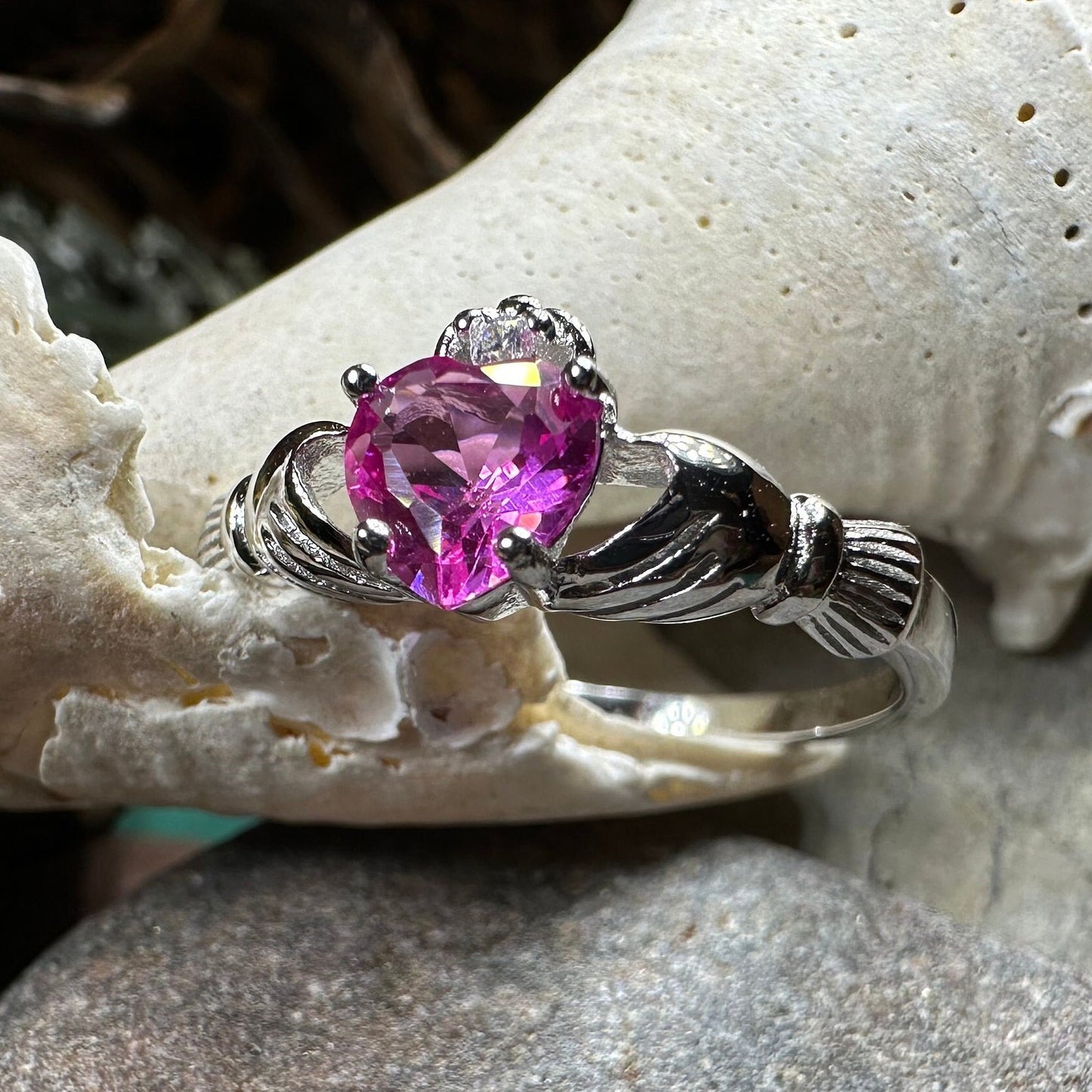 Claddagh Ring, Celtic Ring, Promise Ring, Irish Jewelry, Bride Gift, Ireland Gift, Heart Ring, Anniversary Gift, Girlfriend Gift, Wife Gift