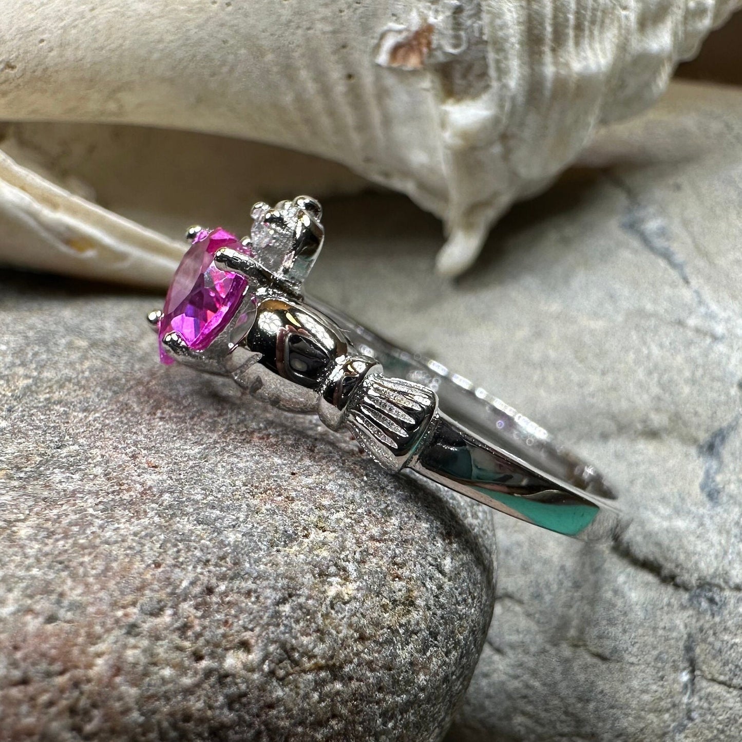 Claddagh Ring, Celtic Ring, Promise Ring, Irish Jewelry, Bride Gift, Ireland Gift, Heart Ring, Anniversary Gift, Girlfriend Gift, Wife Gift