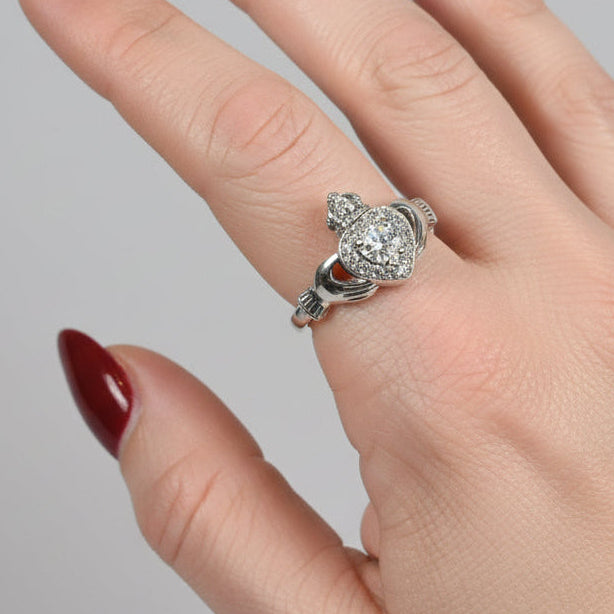 Claddagh Ring, Celtic Jewelry, Irish Jewelry, Bridal Jewelry, Ireland Gift, Promise Ring, Anniversary Gift, Girlfriend Gift, Wife Gift