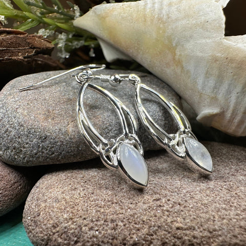 Load image into Gallery viewer, Trinity Knot Earrings, Celtic Jewelry, Irish Jewelry, Celtic Knot Jewelry, Bridal Jewelry, Moonstone, Scotland Jewelry, Mom Gift, Wife Gift
