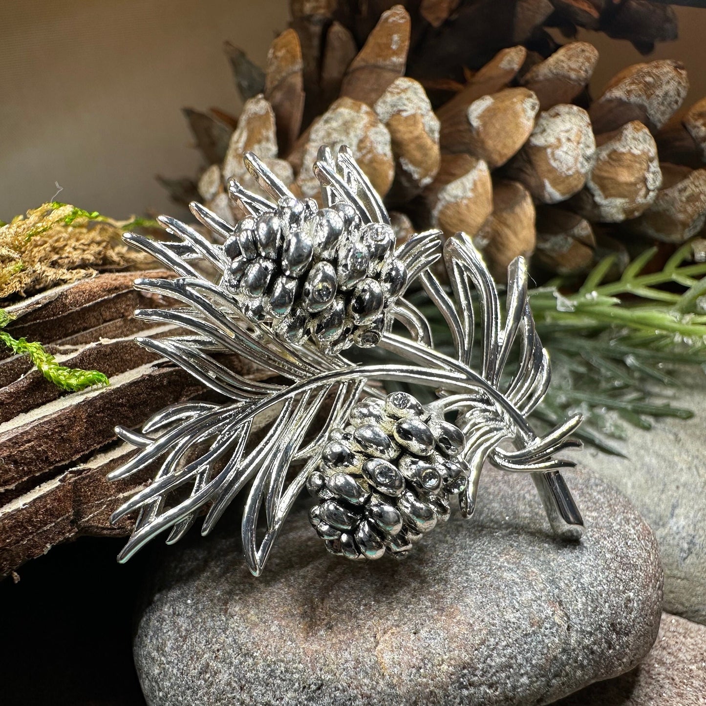 Pine Cone Brooch, Pine Pin, Nature Jewelry, Celtic Pin, Woodland Pin, Ladies Pin, Outlander Jewelry, Tree Jewelry, Wife Gift, Hiker Gift