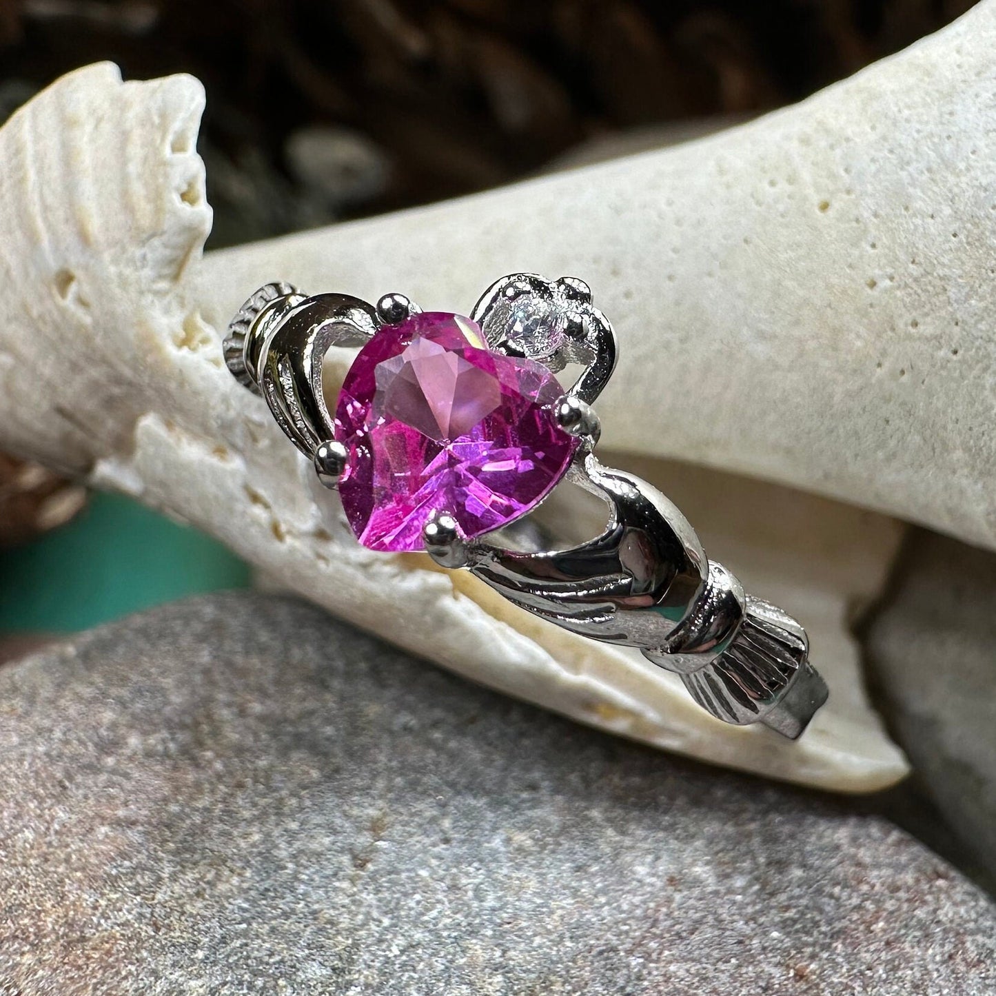 Claddagh Ring, Celtic Ring, Promise Ring, Irish Jewelry, Bride Gift, Ireland Gift, Heart Ring, Anniversary Gift, Girlfriend Gift, Wife Gift