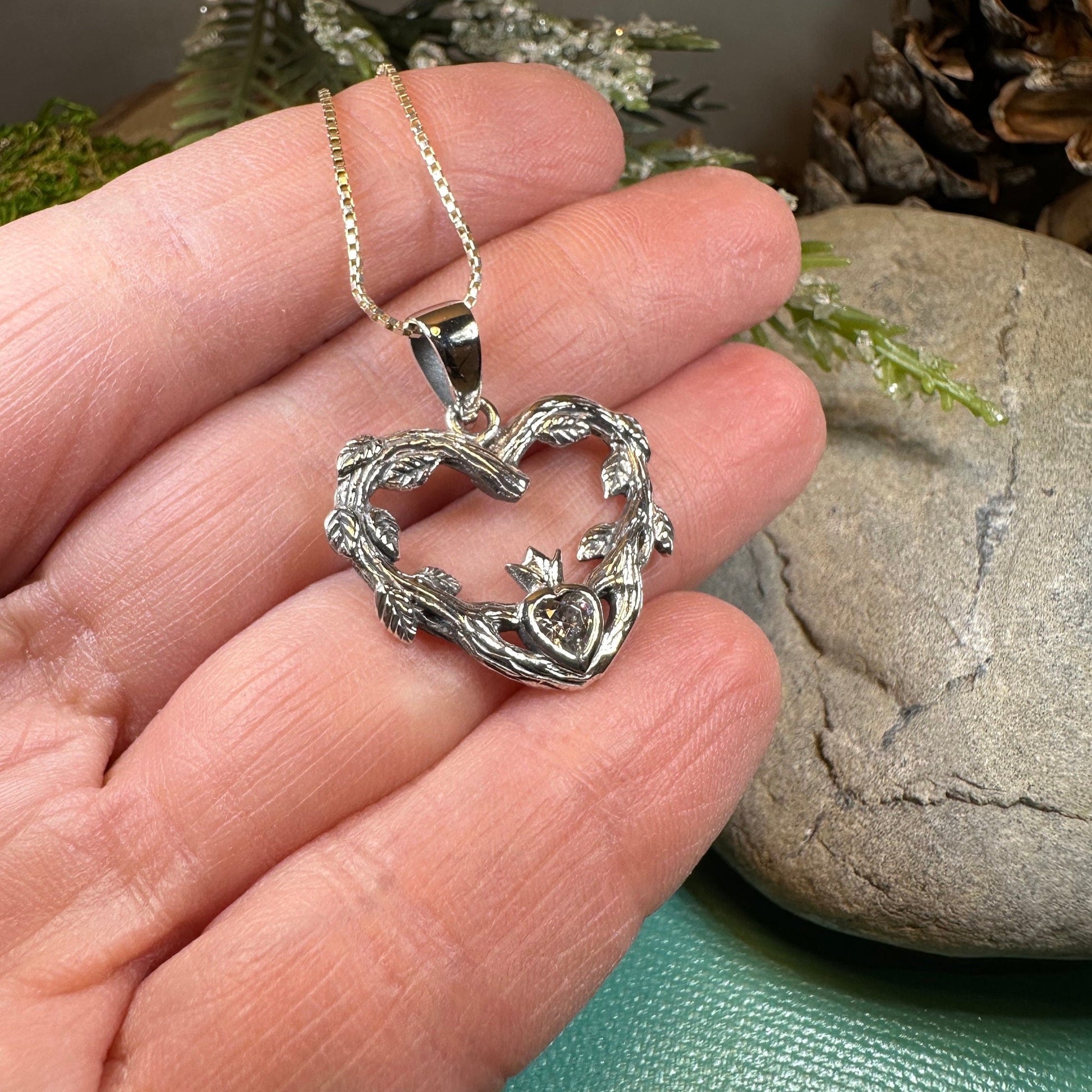 Folklore Claddagh Necklace — view 3