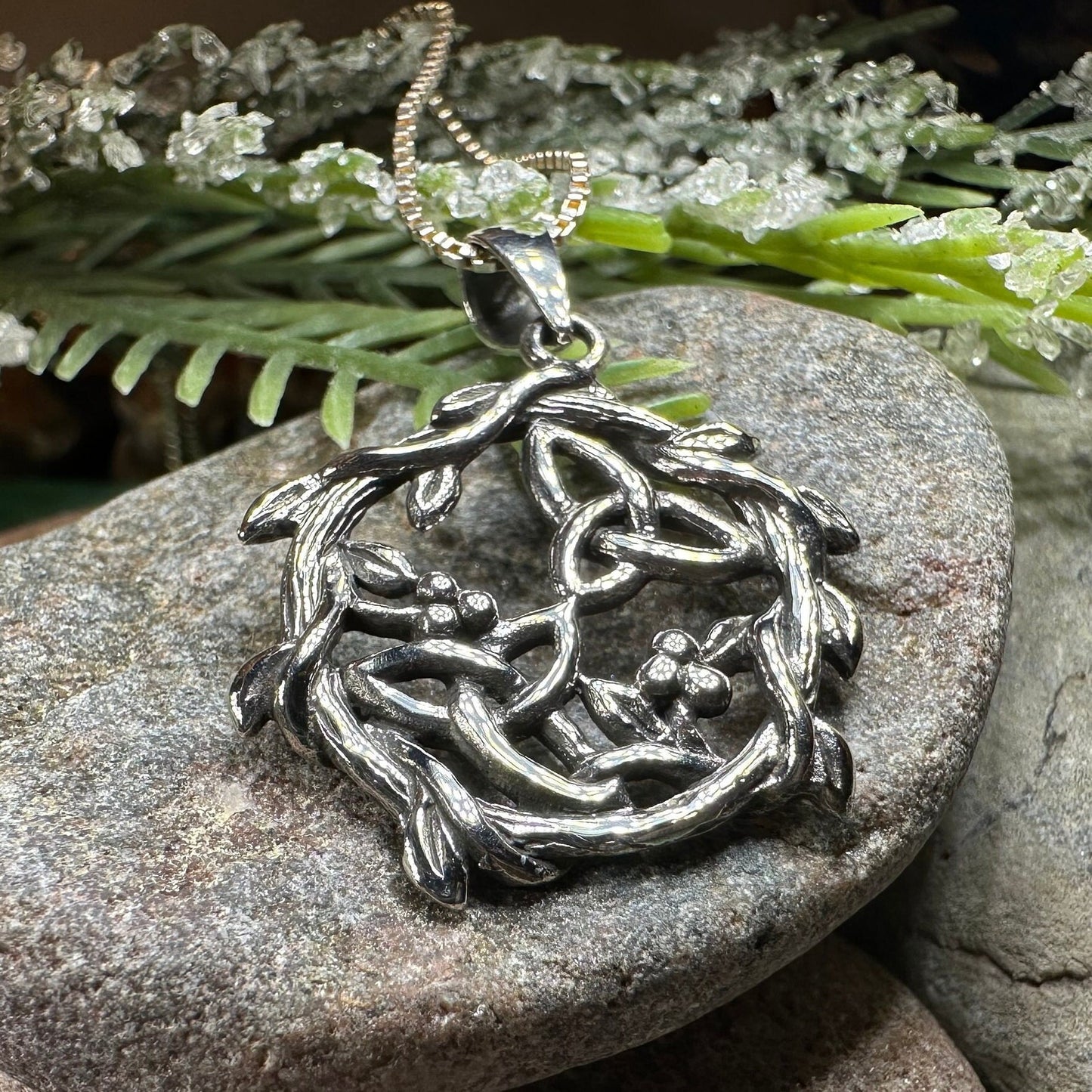 Mistletoe Necklace, Celtic Jewelry, Trinity Knot Pendant, Ireland Gift, Irish Jewelry, Scotland Jewelry, Anniversary Gift, Graduation Gift