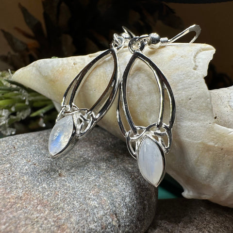 Load image into Gallery viewer, Trinity Knot Earrings, Celtic Jewelry, Irish Jewelry, Celtic Knot Jewelry, Bridal Jewelry, Moonstone, Scotland Jewelry, Mom Gift, Wife Gift

