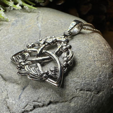 Load image into Gallery viewer, Mistletoe Necklace, Celtic Jewelry, Trinity Knot Pendant, Ireland Gift, Irish Jewelry, Scotland Jewelry, Anniversary Gift, Graduation Gift
