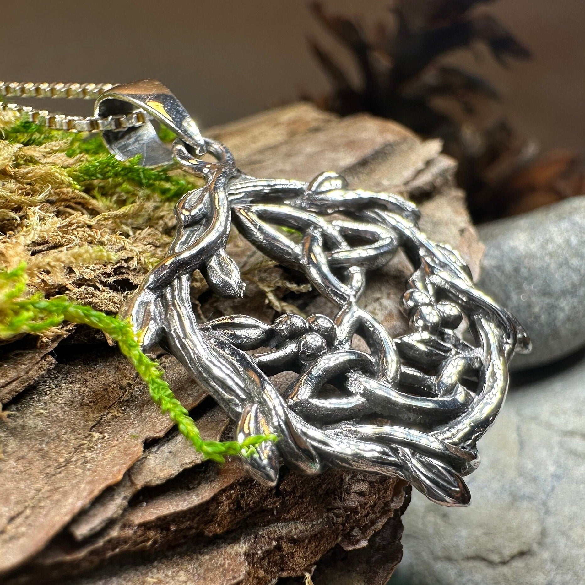 Mistletoe Necklace, Celtic Jewelry, Trinity Knot Pendant, Ireland Gift, Irish Jewelry, Scotland Jewelry, Anniversary Gift, Graduation Gift