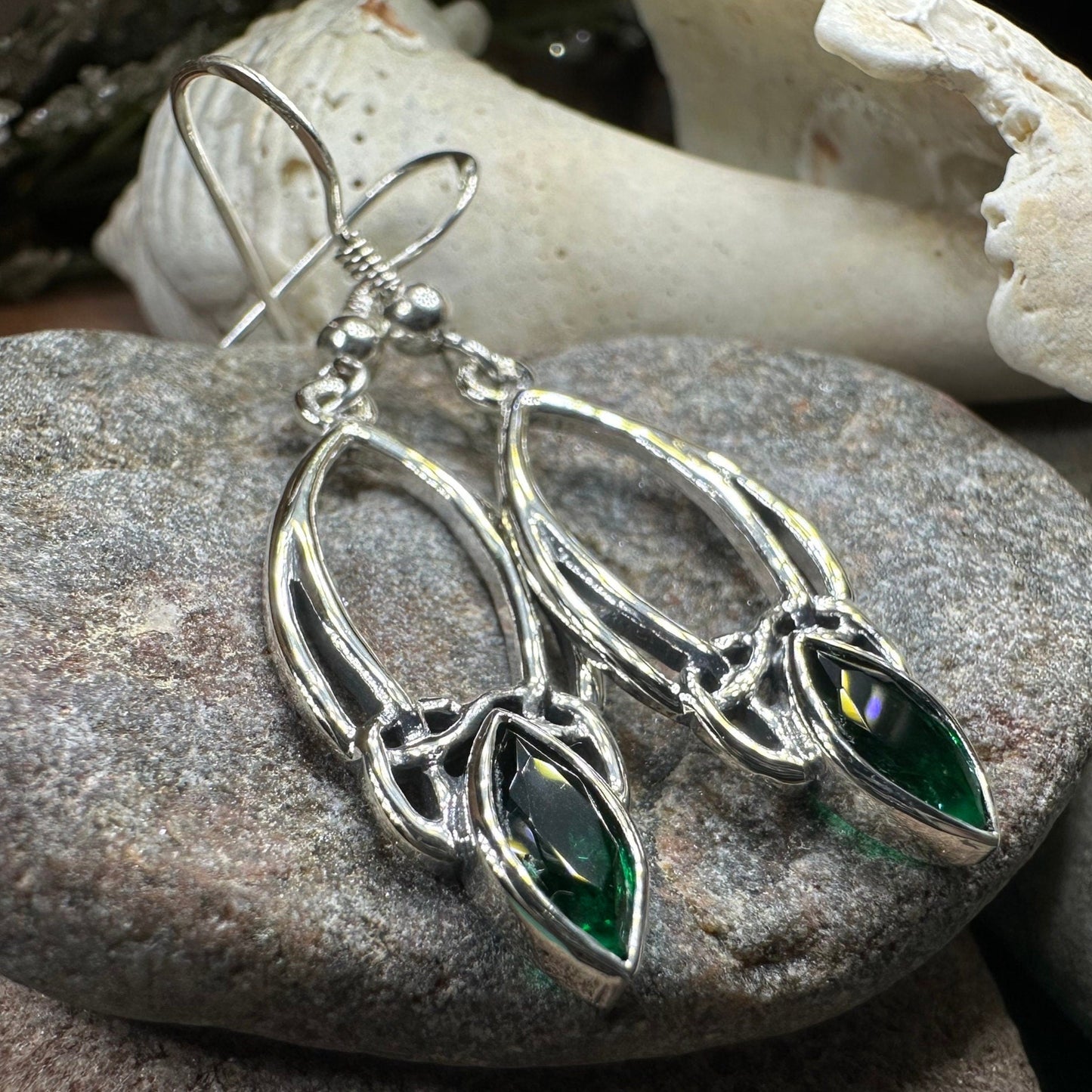 Trinity Knot Earrings, Celtic Jewelry, Irish Jewelry, Celtic Knot Jewelry, Bridal Jewelry, Emerald, Scotland Jewelry, Mom Gift, Wife Gift