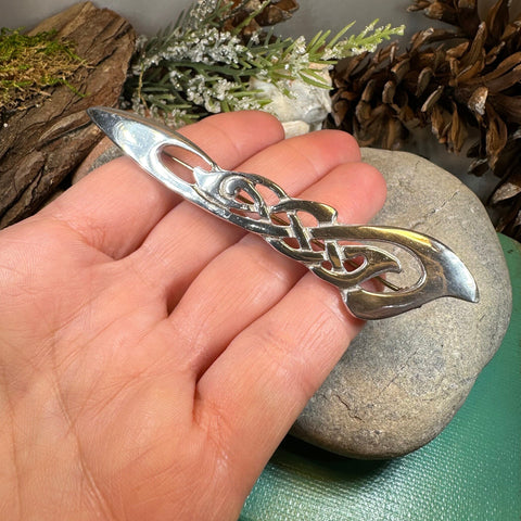 Load image into Gallery viewer, Celtic Kilt Pin, Scottish Jewelry, Scotland Kilt Pin, Tartan Pin, Anniversary Gift, Bagpiper Gift, Scotland Pin, Viking Jewelry, Tartan Pin
