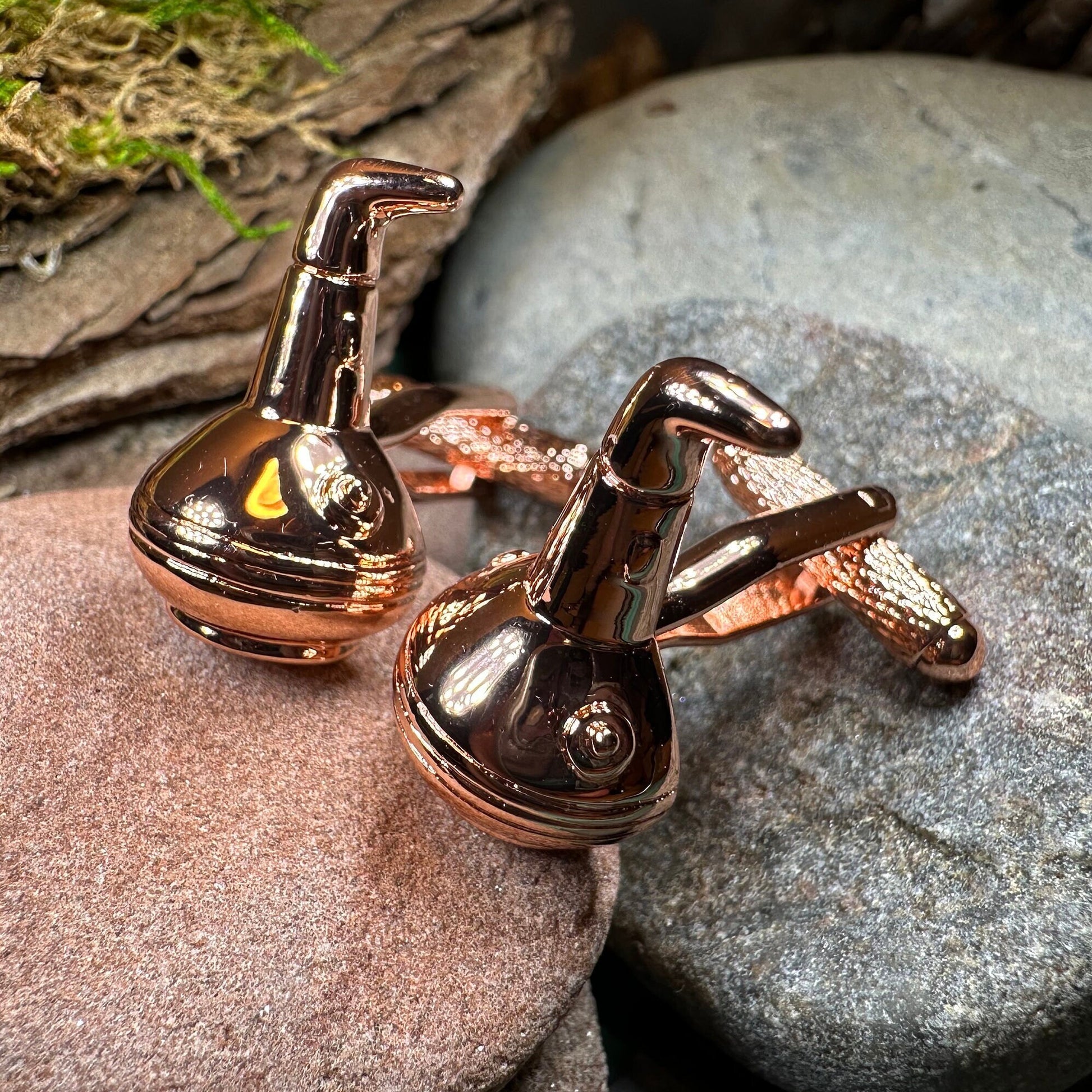 Whiskey Still Cuff Links, Scotland Jewelry, Men's Celtic Jewelry, Whisky Lover Gift, Groom Gift, Boyfriend Gift, Scottish Husband Gift, Dad