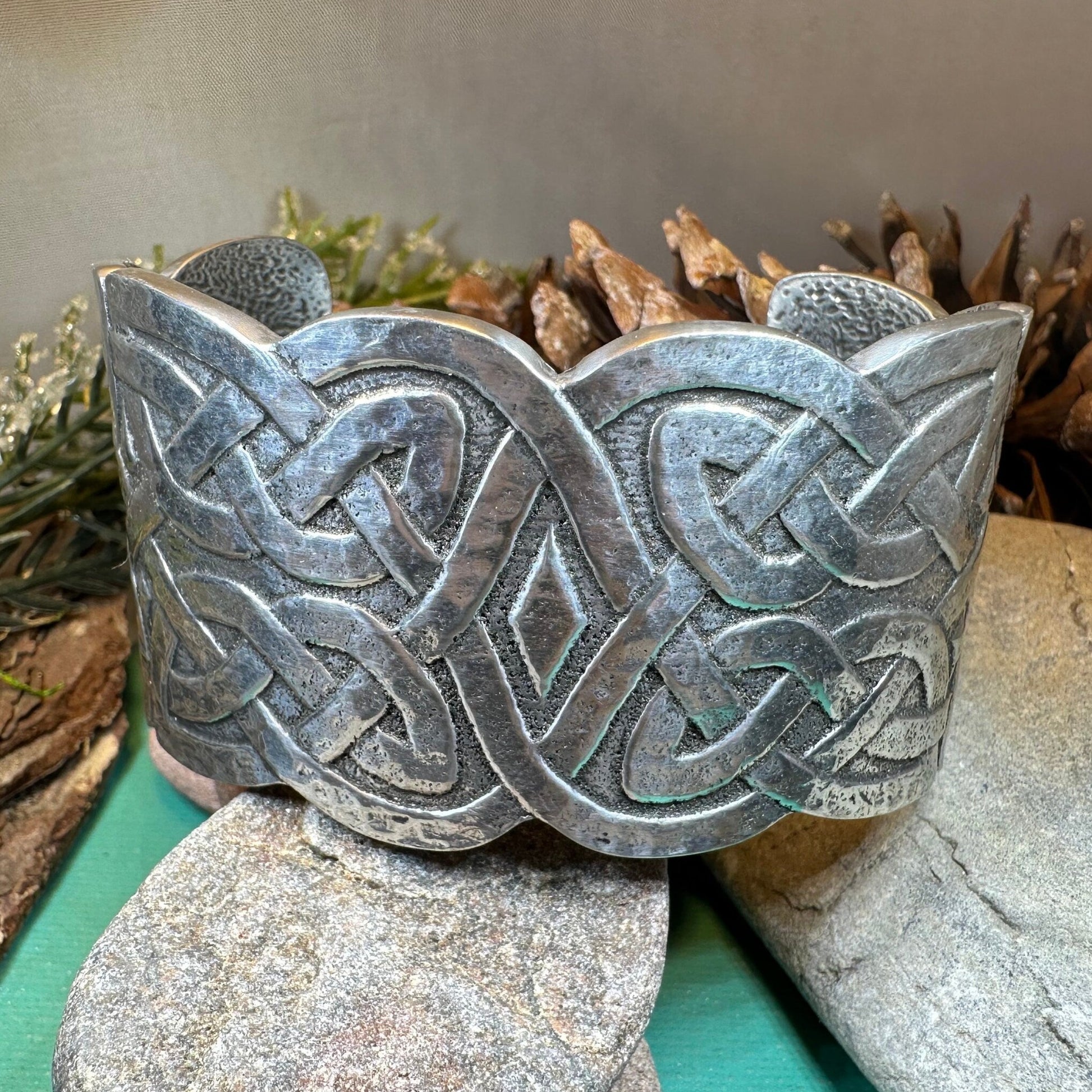 Celtic Knot Bracelet, Celtic Jewelry, Irish Cuff Bracelet, Bangle Bracelet, Scotland Jewelry, Wiccan Jewelry, Wife Gift, Girlfriend Gift