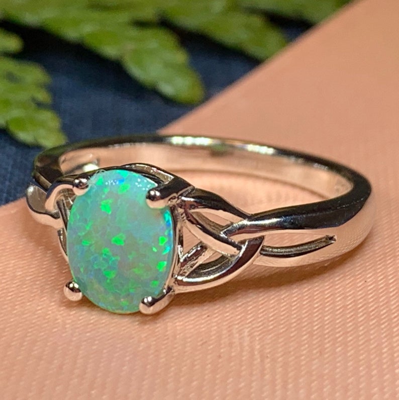 Irish Rain Celtic Ring — view 8