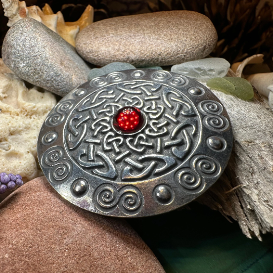 Heritage Celtic Knot Brooch — view 2
