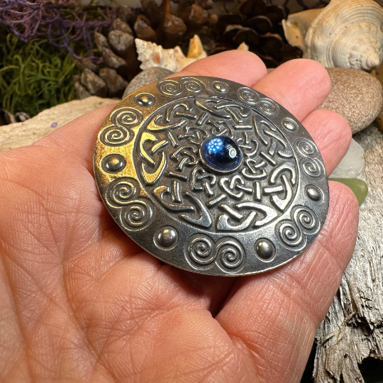 Heritage Celtic Knot Brooch — view 3