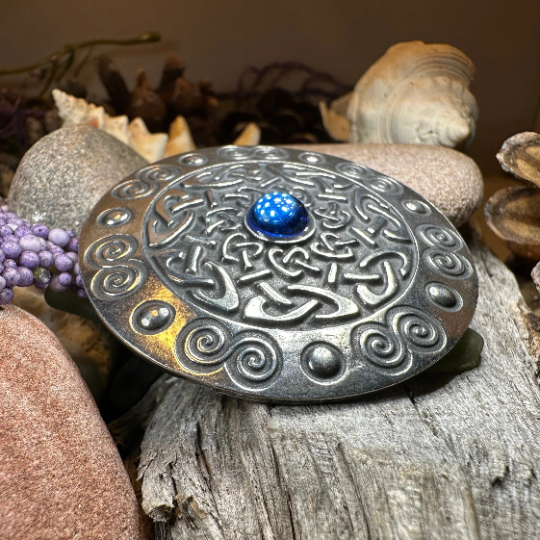 Heritage Celtic Knot Brooch — view 7