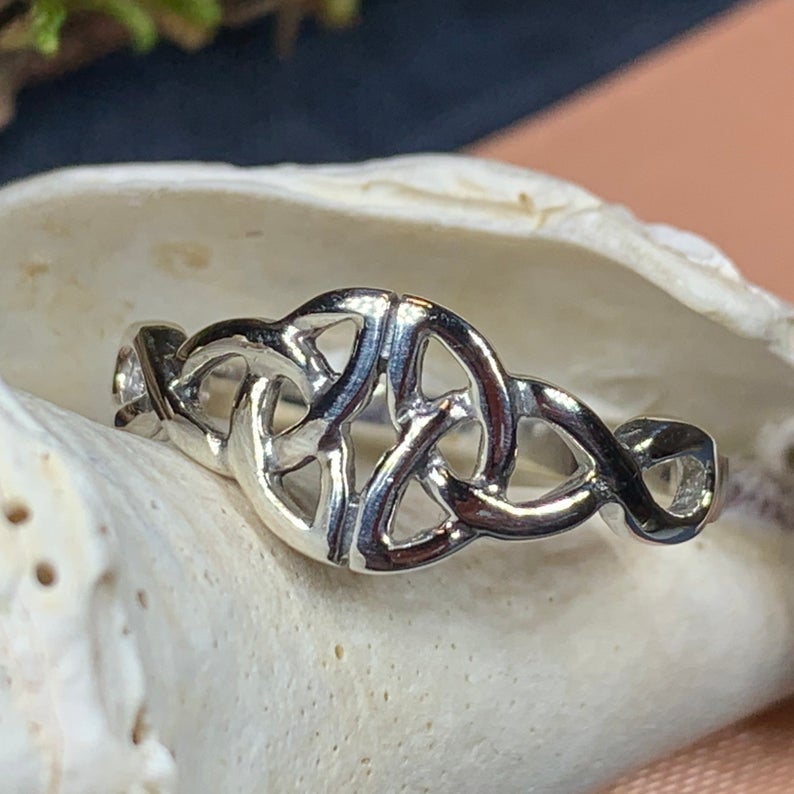 Torra Sterling Silver Trinity Knot Ring