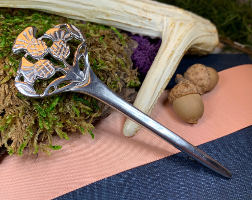 Euan Thistle Sprig Kilt Pin - Handmade in Scotland — view 3